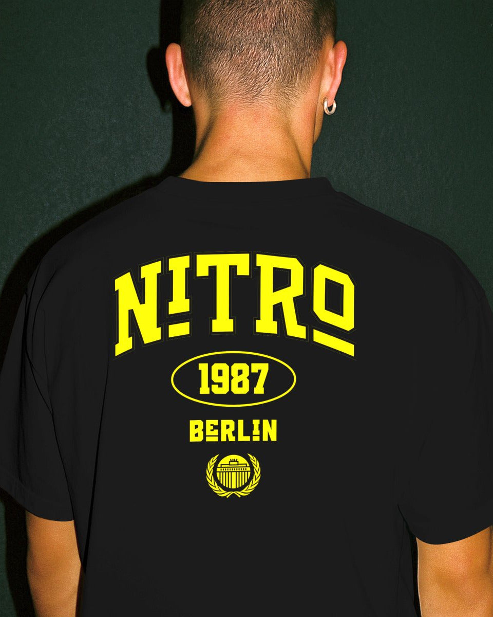 Male model in Lena Nitro Berlin black t-shirt back